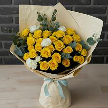 Букет цветов из:  Розы в Карымском