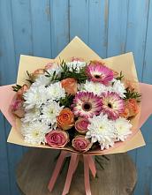Букет цветов из:  Розы, Герберы и Хризантемы в Карымском