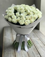 Букет 35 Белых роз в Карымском