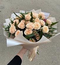 Букет Кремовые розы Латте в Карымском