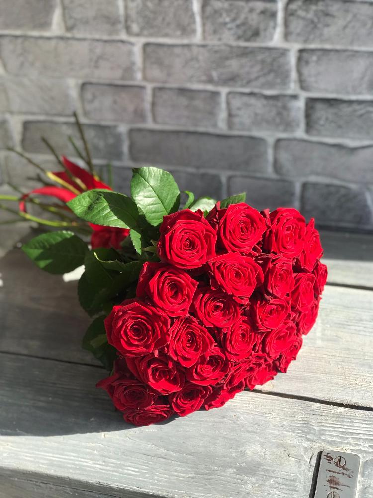 Букет Красные розы Фридом в Карымском