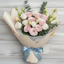 Букет цветов из:  Лизиантусы в Карымском