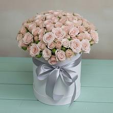 Цветочная композиция из Розы в шляпной коробке в Карымском