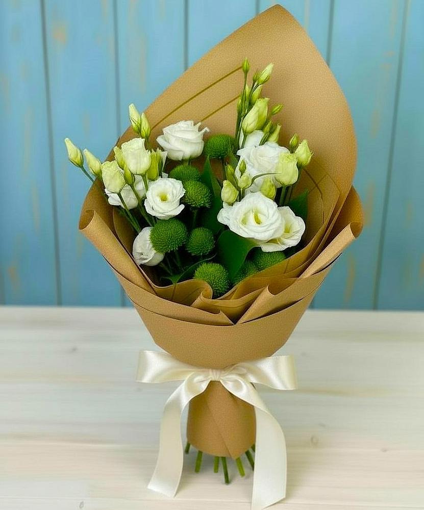 Букет цветов из: Хризантемы и Лизиантусы в Карымском