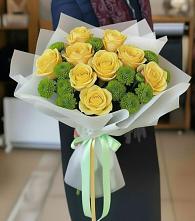 Букет цветов из:  Хризантемы и Розы в Карымском