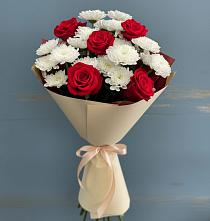 Букет цветов из:  Розы и Хризантемы #REPLACE_PRED# Карымском