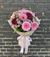 Букет цветов из:  Герберы и Хризантемы в Карымском