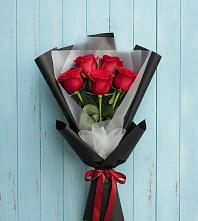 Букет цветов из:  Розы #REPLACE_PRED# Карымском