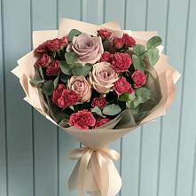 Букет цветов из:  Гвоздики и Розы #REPLACE_PRED# Карымском