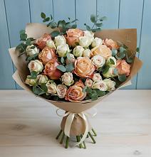 Букет цветов из:  Альстромерии и Розы в Карымском