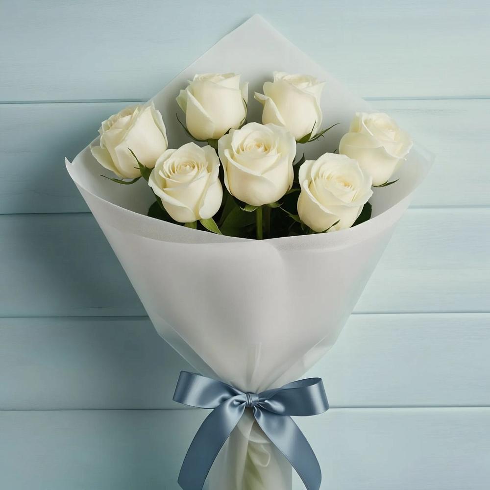 Букет 7 Белых роз Эдлесс Лав в Карымском